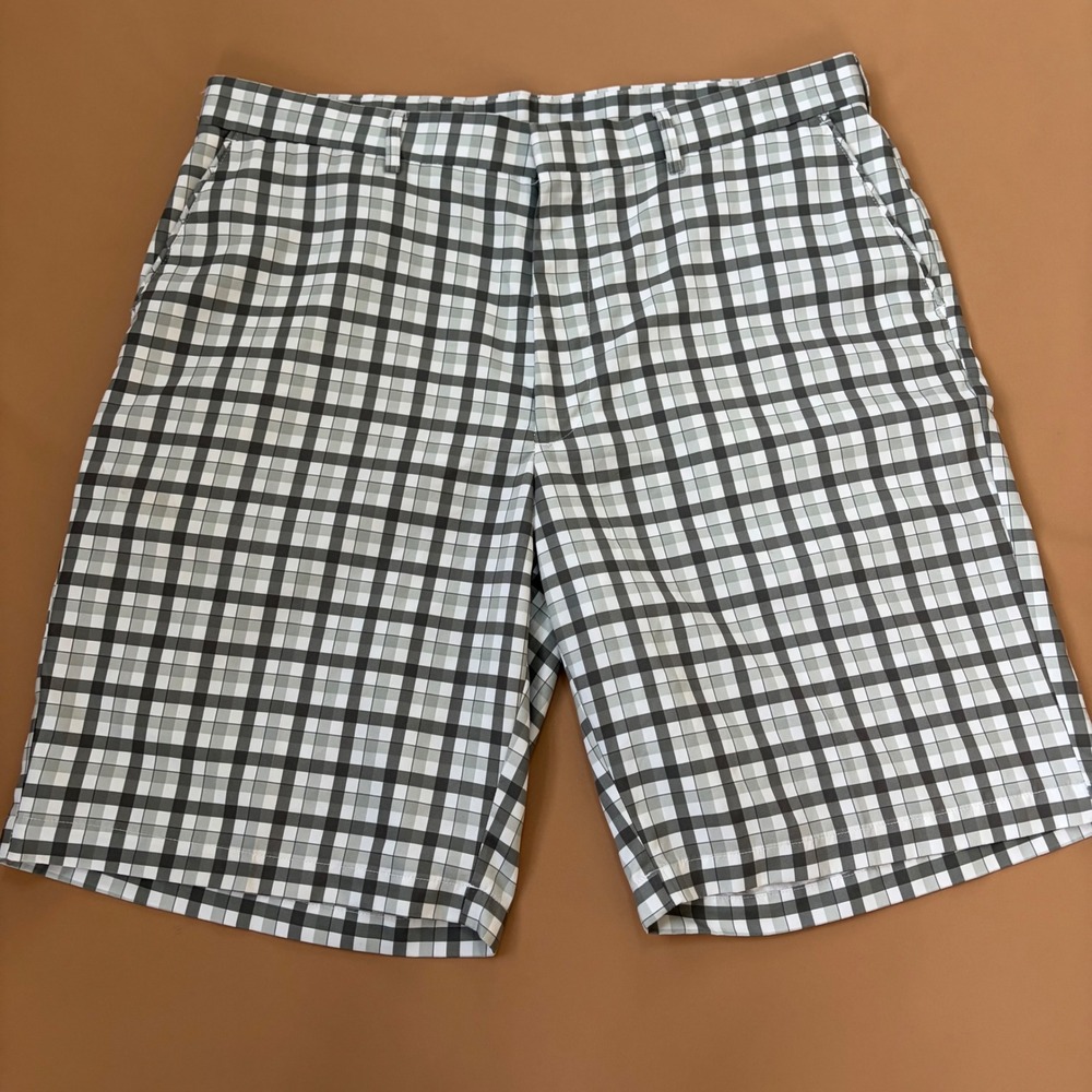 Savane Mens Plaid Golf Shorts Grey Green Size 36 casual‎ outdoor performance